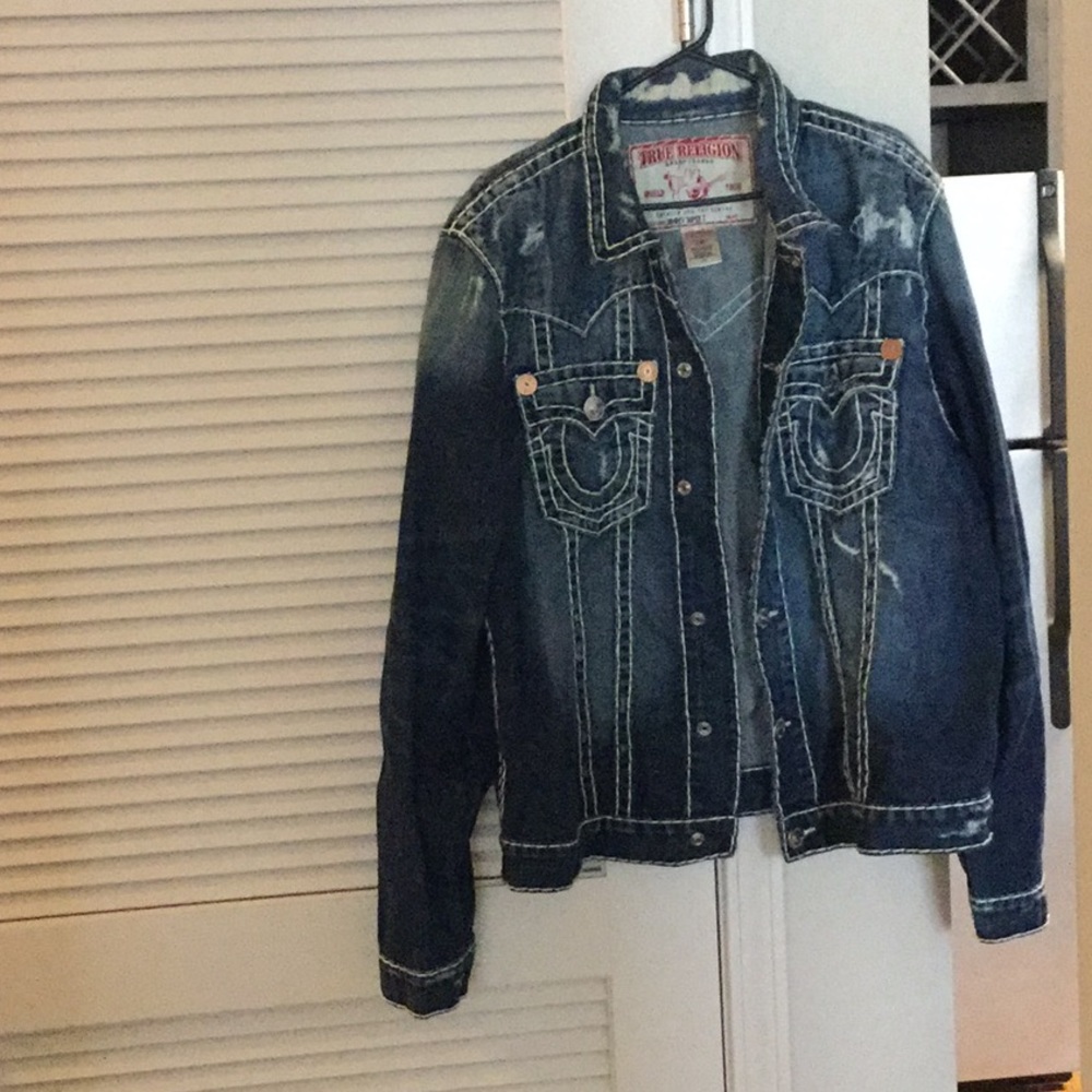Men’s True Religion Distressed Jean jacket👑